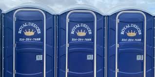 Best Standard Portable Toilet Rental  in Crosspointe, VA